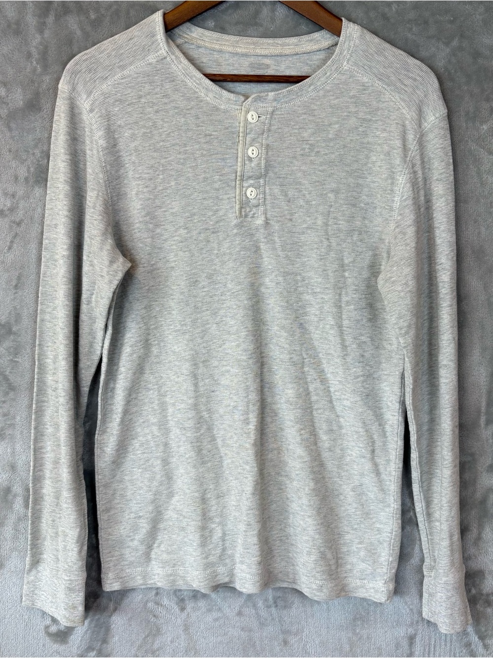 Old Navy Long-Sleeve Henley T-Shirt Mn’s M